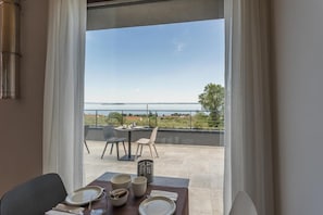 Zimmer, 1 Schlafzimmer, Balkon, Gartenblick | Innenbereich