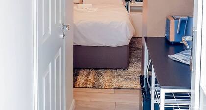 Room-cosy Double Private Bedroom 2-3