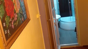 House, 2 Bedrooms, Smoking, Patio | Interior - Retreat Holiday in Cozy Traditional House (Rosia Montana)