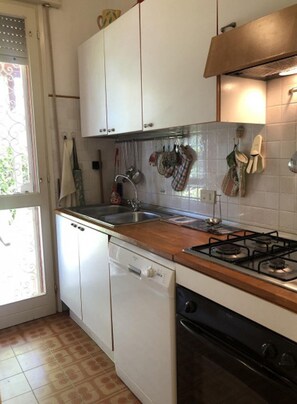 Villa, 2 Bedrooms, Patio, Garden View | Interior - Beautiful Villa Near the Beach (San Michele al Tagliamento)