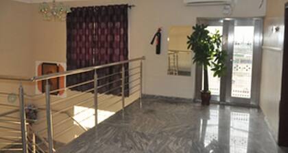 Room-sheriffyt Royale Hotel - Business S