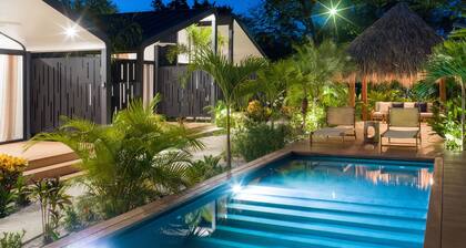 2 Favela Chic Tamarindo Bungalow Adults Only