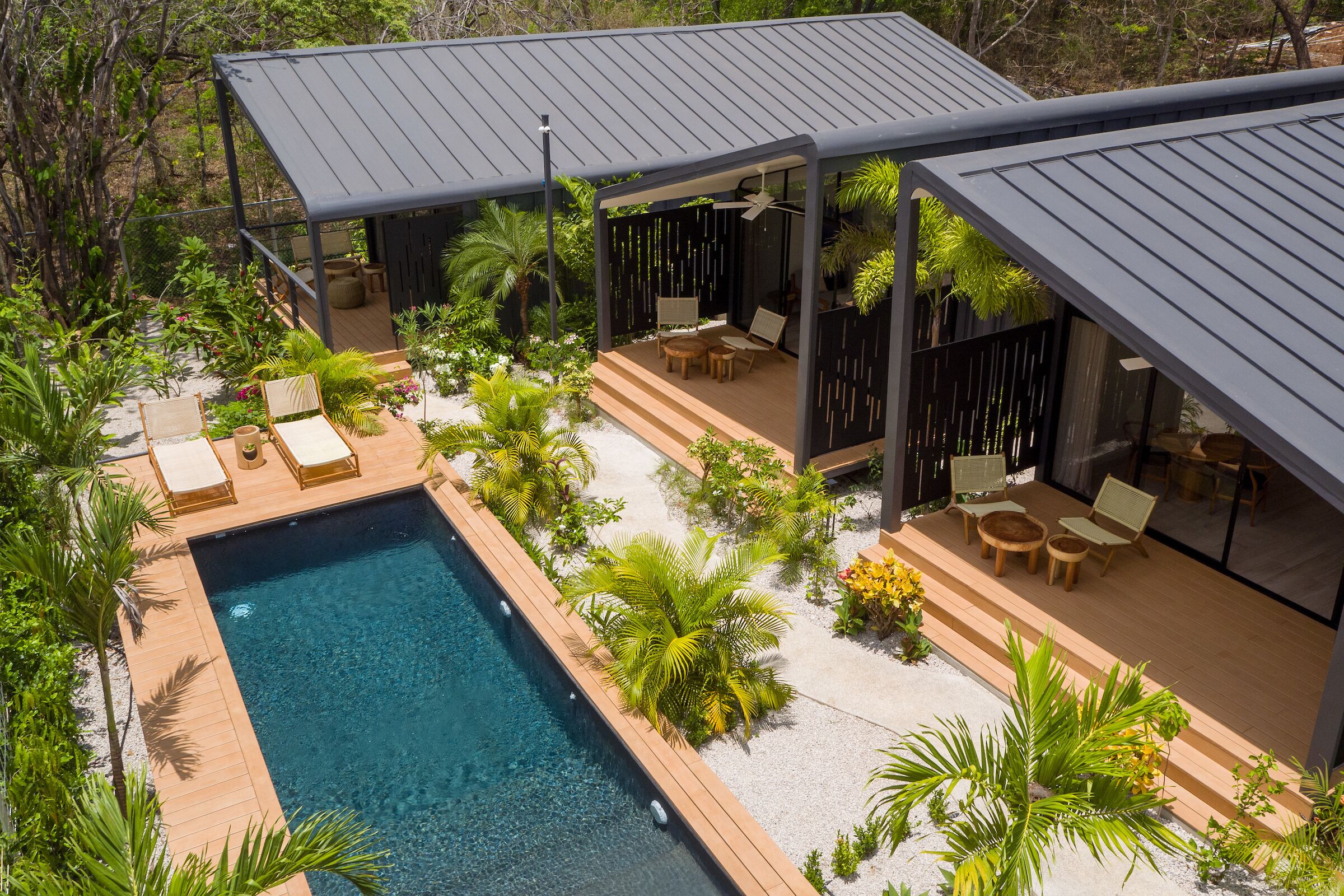 Bungalow, 2 chambres, terrasse, vue jardin | Piscine | Piscine extérieure