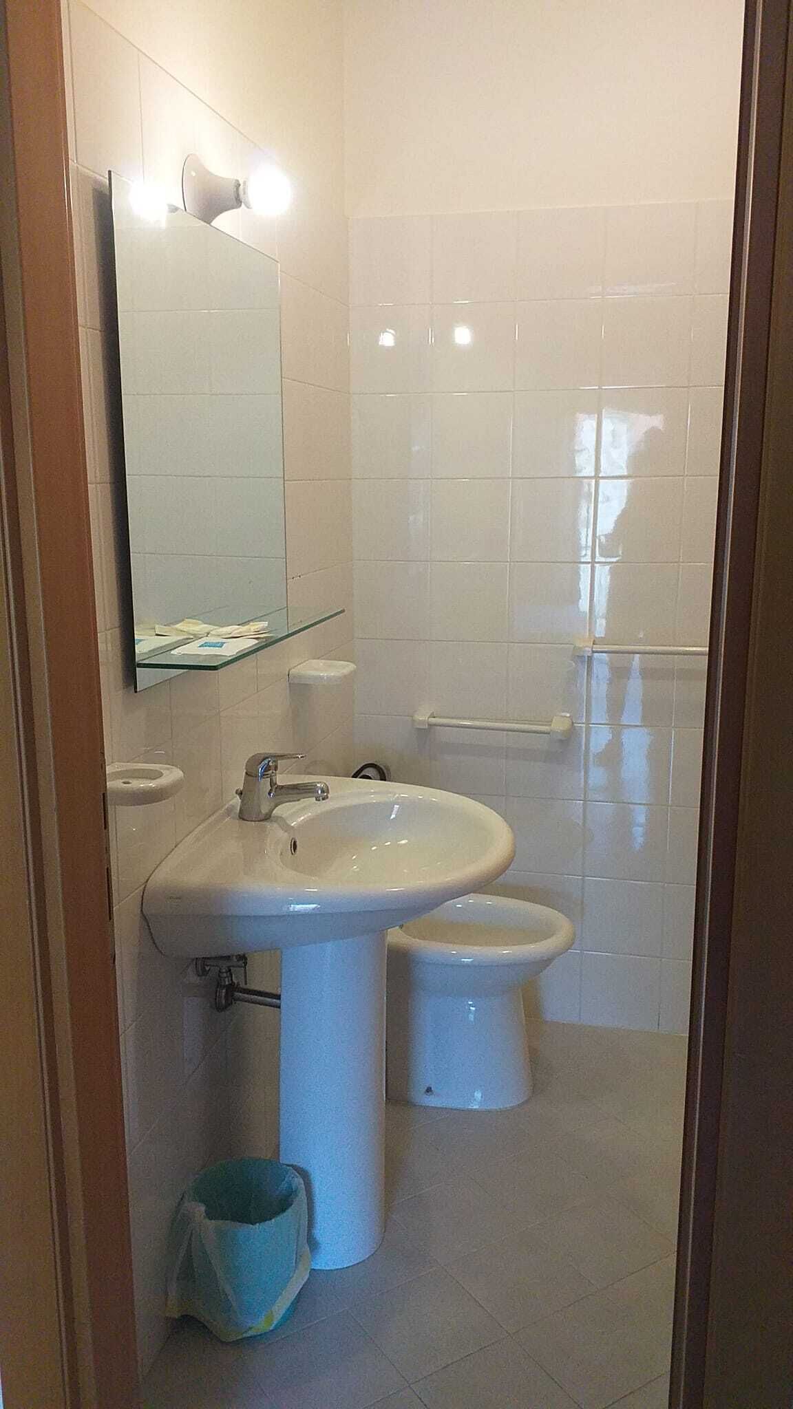 Zimmer, 1 Schlafzimmer, barrierefrei, Raucher | Badezimmer