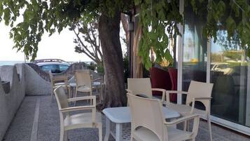 Zimmer, 1 Schlafzimmer, barrierefrei, Raucher | Außenbereich