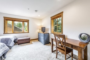 2 chambres, bureau, fer et planche à repasser, Wi-Fi gratuit