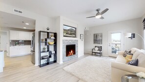 Smart TV, fireplace, offices