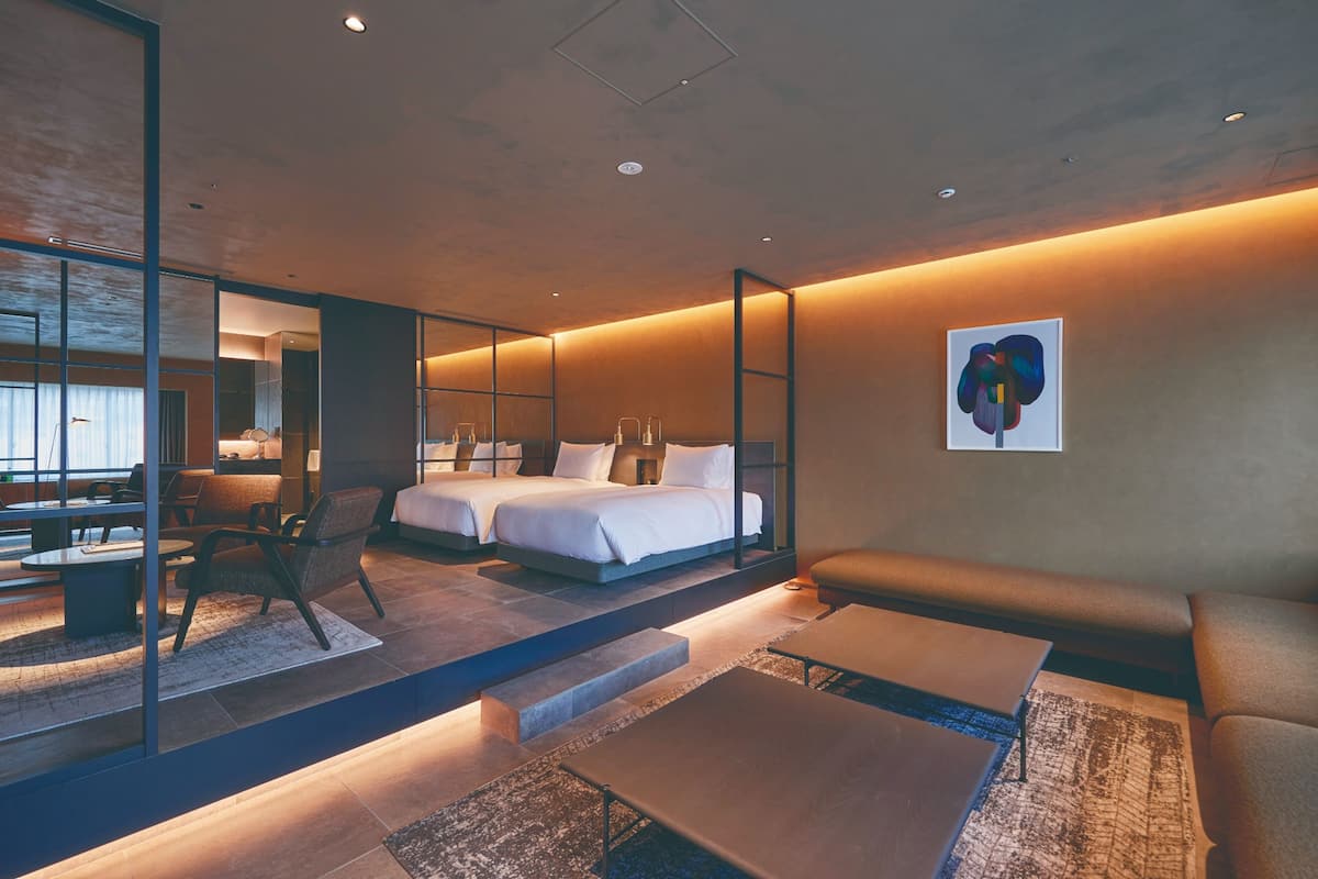 Junior-Suite, Nichtraucher | 1 Schlafzimmer, Daunenbettdecken, Zimmersafe, Verdunkelungsvorhänge