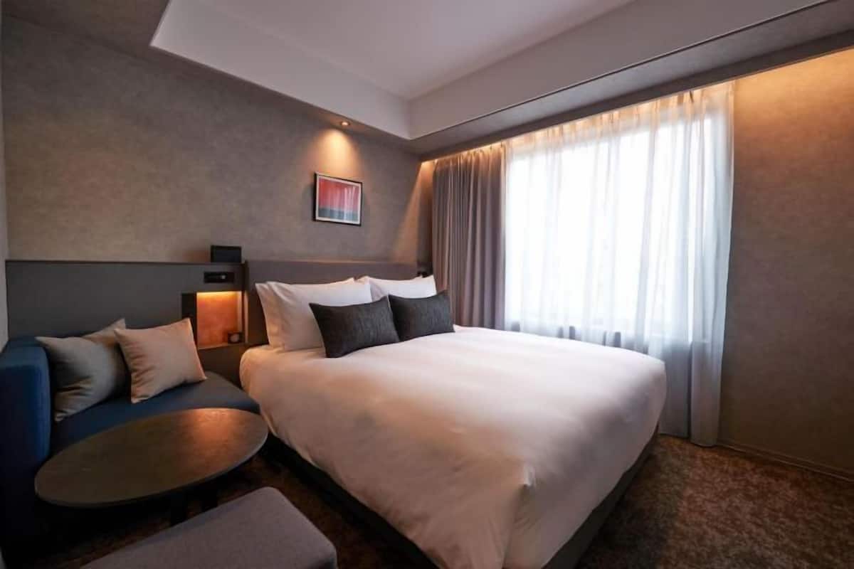 1 Schlafzimmer, Daunenbettdecken, Zimmersafe, Verdunkelungsvorhänge