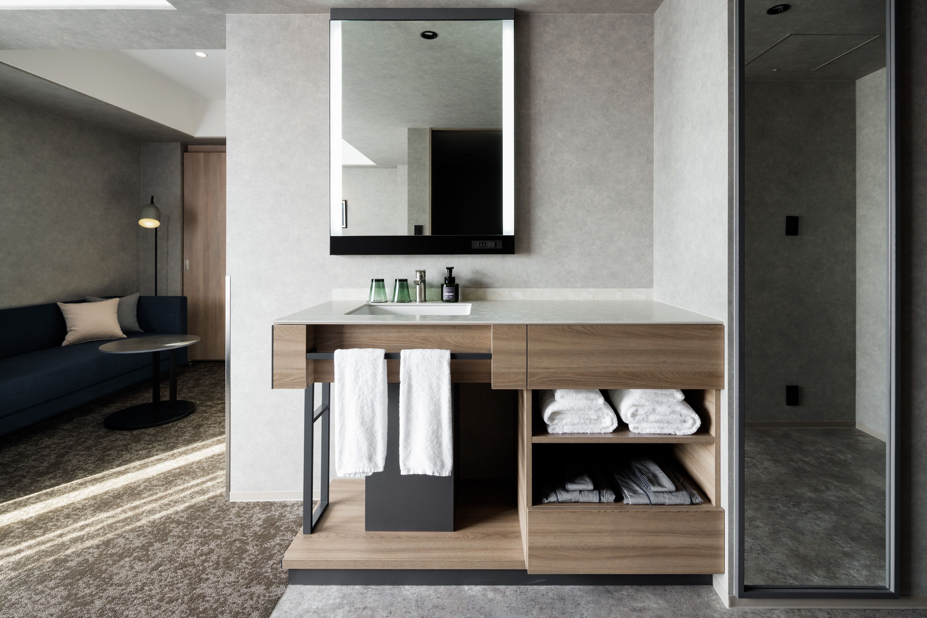 1 bedroom, down duvets, in-room safe, blackout curtains