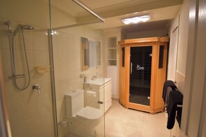 Kombinert dusj/badekar
