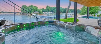 Lakeshore Adrift - Exclusive Lakefront Home w/Heated Pool & Custom Bunks