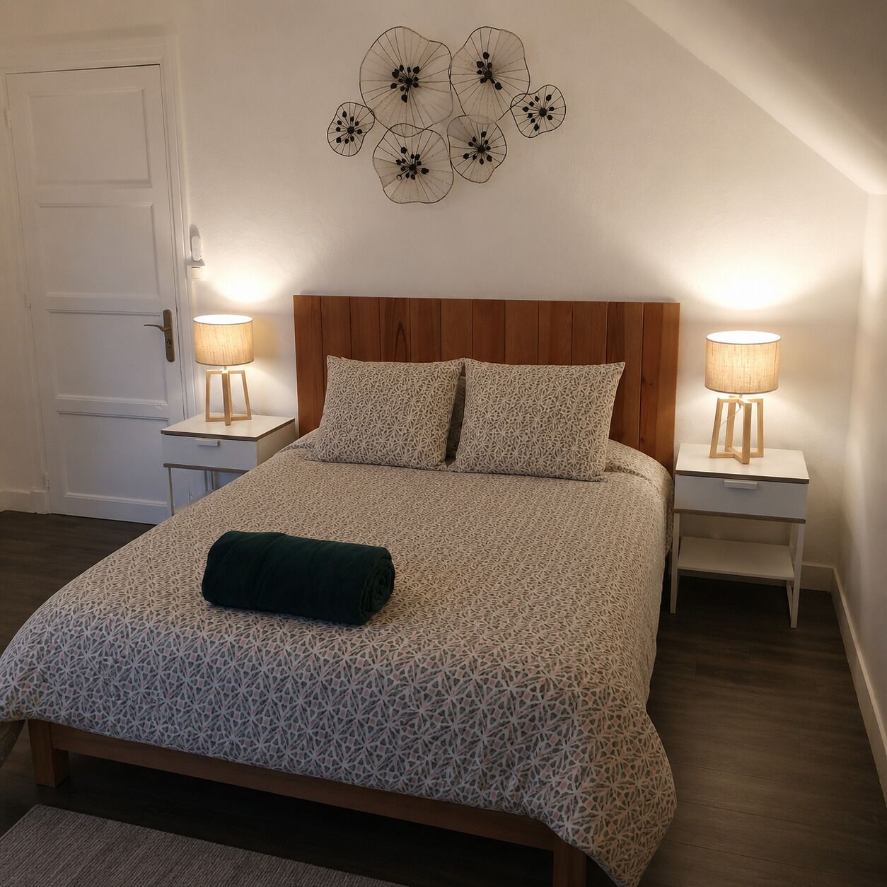 2 slaapkamers, reisbedje, gratis wifi, beddengoed
