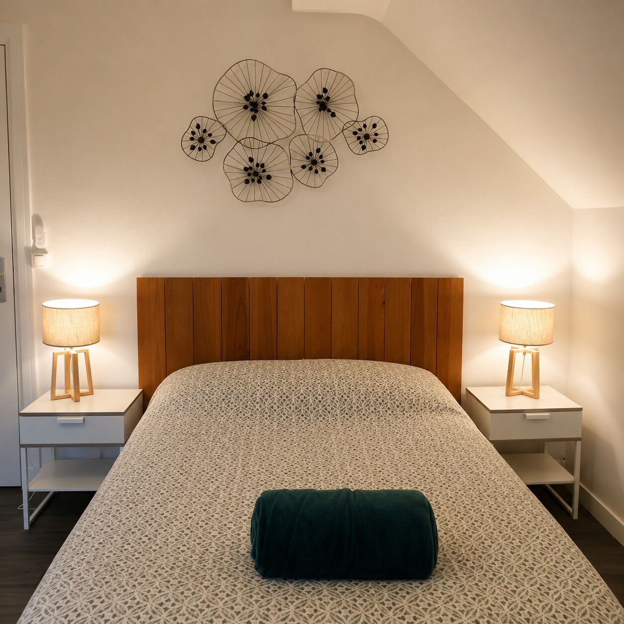 2 slaapkamers, reisbedje, gratis wifi, beddengoed