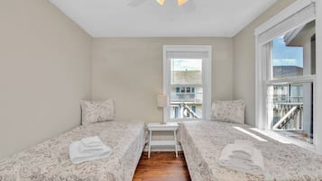 Condo (Odysea) | Exterior