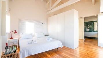 6 Schlafzimmer, Bügeleisen/Bügelbrett, Internetzugang, Bettwäsche