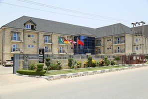 Front of property - Royale Pruriel Hotels (Abuja)