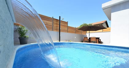 Villa Popandrock Sleeps 5 With Parking