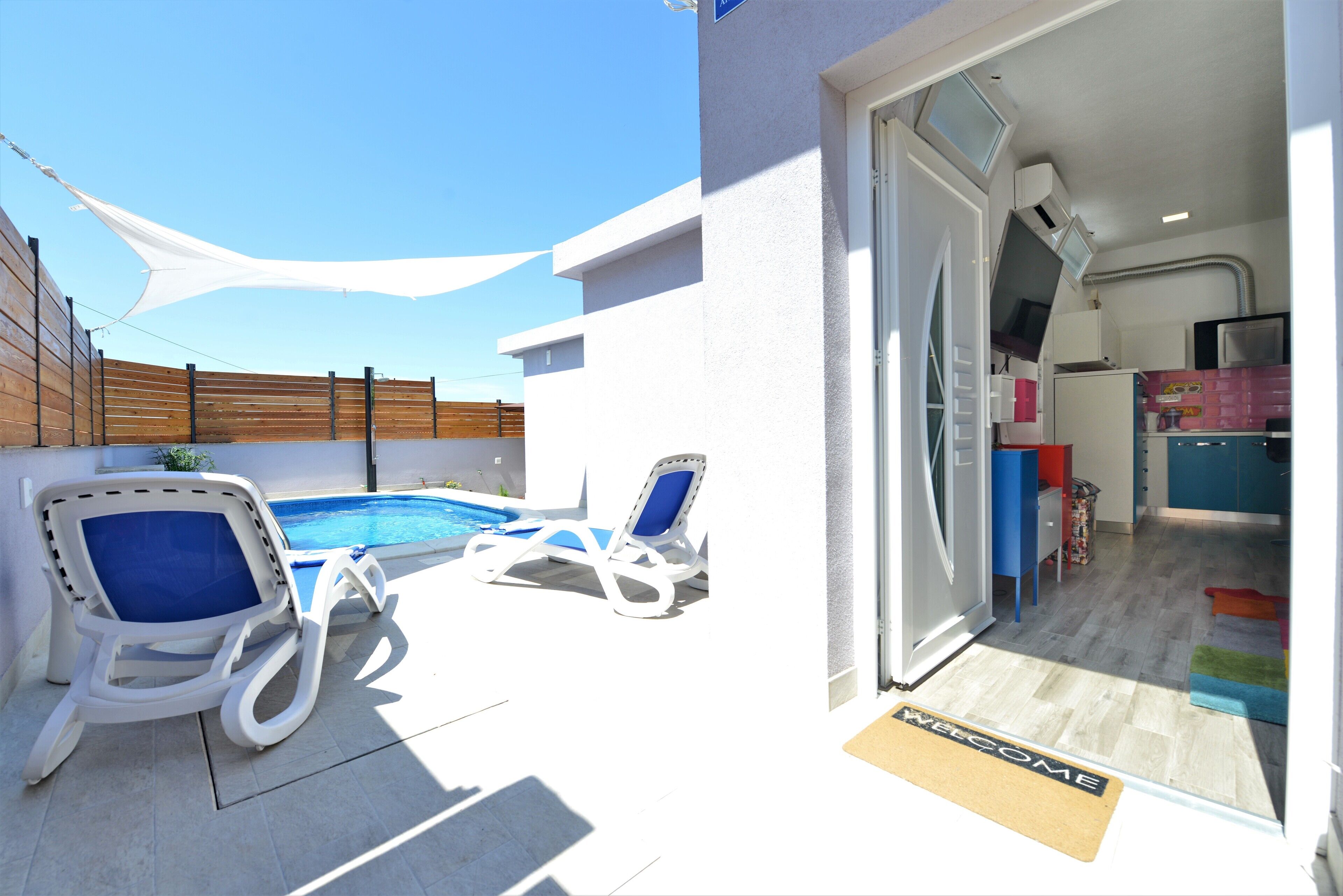 Villa | Balcony