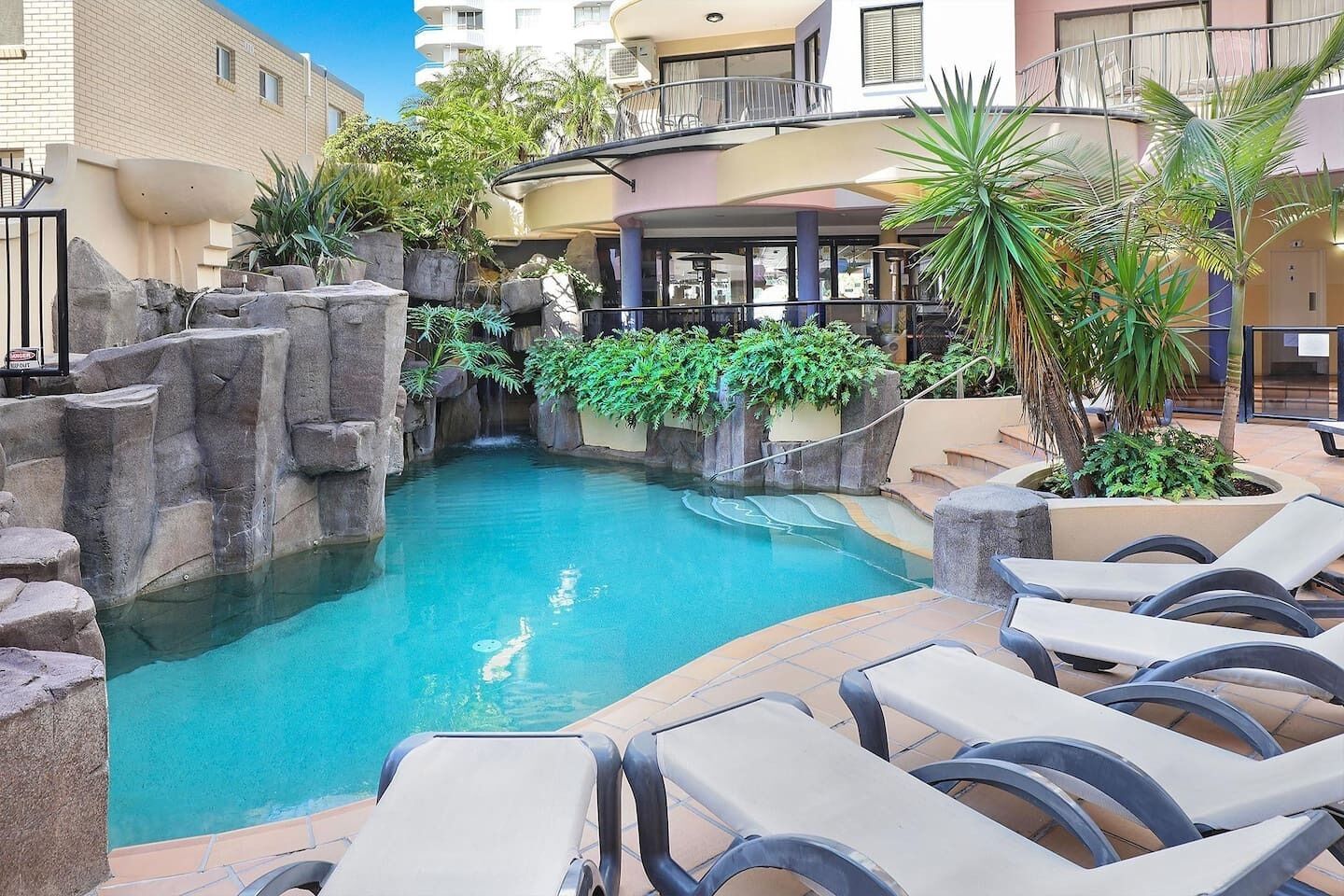 Central Mooloolaba Resort with Pool, Spa, Mini Golf & Free parking
