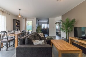 Smart TV, offices - Les Villas de Castel : Villa "les Chênes" (Castelmaurou)