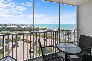 Interior - 9th Floor Gulf View - Steps From The Beach 1908 (Bonita Springs)