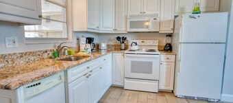 Building 1 Beach Views at Beach & Tennis Unit 1405