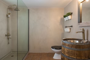 House | Bathroom | Shower, rainfall showerhead, hair dryer, towels - Iosif De Home (Apokoronas)