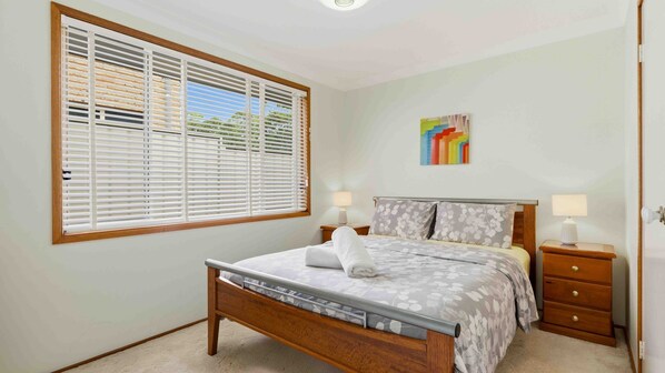 4 bedrooms, iron/ironing board, travel crib, free WiFi