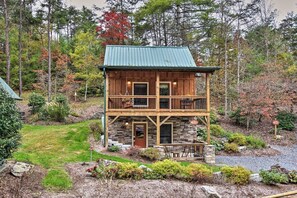 Exterior - Chanterelle Cabin w/Hot Tub, Fireplace - Near Asheville! (Weaverville)
