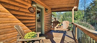 Cozy Asheville-Area Cabin w/ Hot Tub & Fireplace!