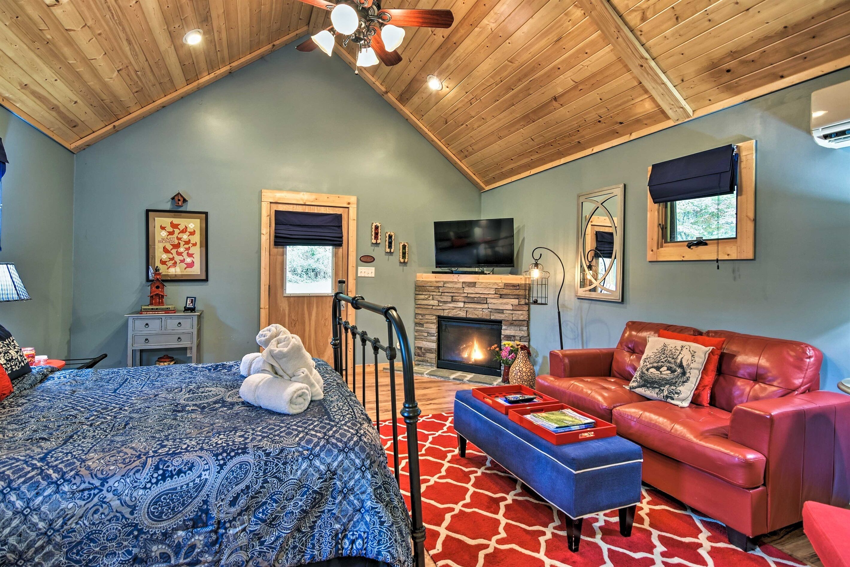 1 bedroom, iron/ironing board, free WiFi, bed sheets