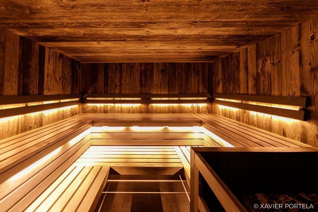 sauna, hot stone massages, deep-tissue massages, swedish massages