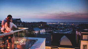 Staduitzicht vanuit accommodatie