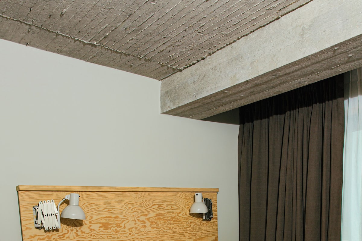 Chambre Triple | Literie de qualité supérieure, coffres-forts dans les chambres, bureau