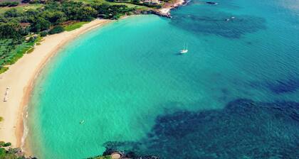 Hale O Ka Lau: A spacious 3BR condo in Mauna Lani, perfect for 6 guests.