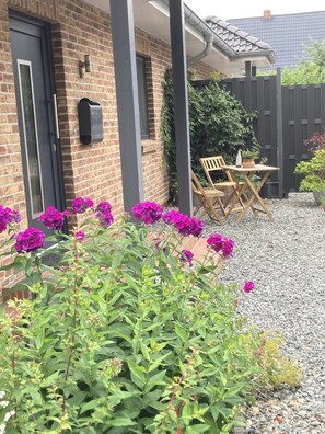 Outdoor dining - Herzlich Willkommen im Dorf mit Zukunft (Rantrum)