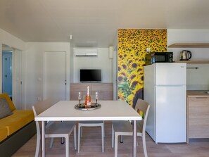 Interior - Adriamar Mobile Homes in Camping Park Umag  / Adriamar 2439 Park Umag (Karigador)