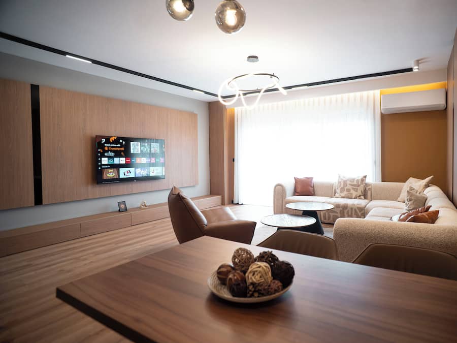 Deluxe Apartment | Minibar, desk, laptop workspace, soundproofing