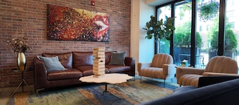 The Maj Hotel