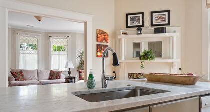 Downtown Luxury | Rutledge Avenue Inn (Suite B)