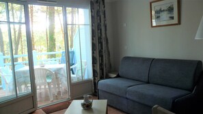 Televisie en een tafeltennistafel