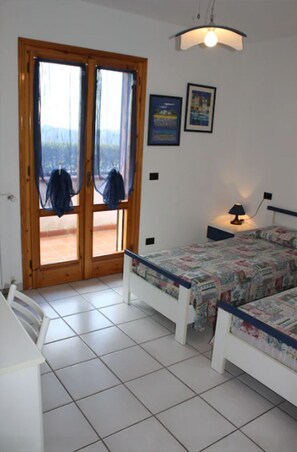 3 bedrooms, travel cot, free WiFi