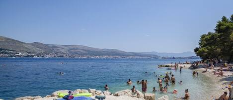 Apartment, 1 Queen Bed with Sofa bed | Beach