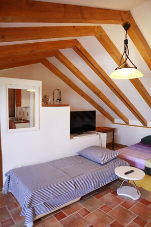 Apartment, 1 Queen Bed with Sofa bed | 1 bedroom, iron/ironing board, free WiFi, bed sheets - A2 - Studio With Balcony, Just 3 min to the Beach (Okrug)