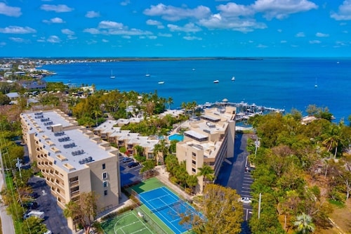 Beautiful 2 bedroom Key Largo condo in gated resort community.