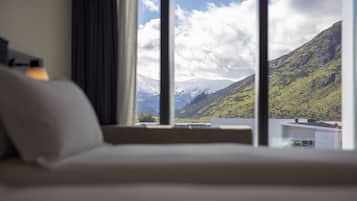 In-room safe, desk, laptop workspace, blackout drapes