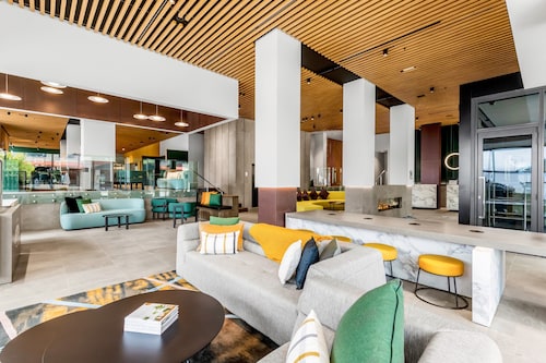 皇后鎮雷馬卡布爾斯公園假日飯店 IHG 旗下飯店