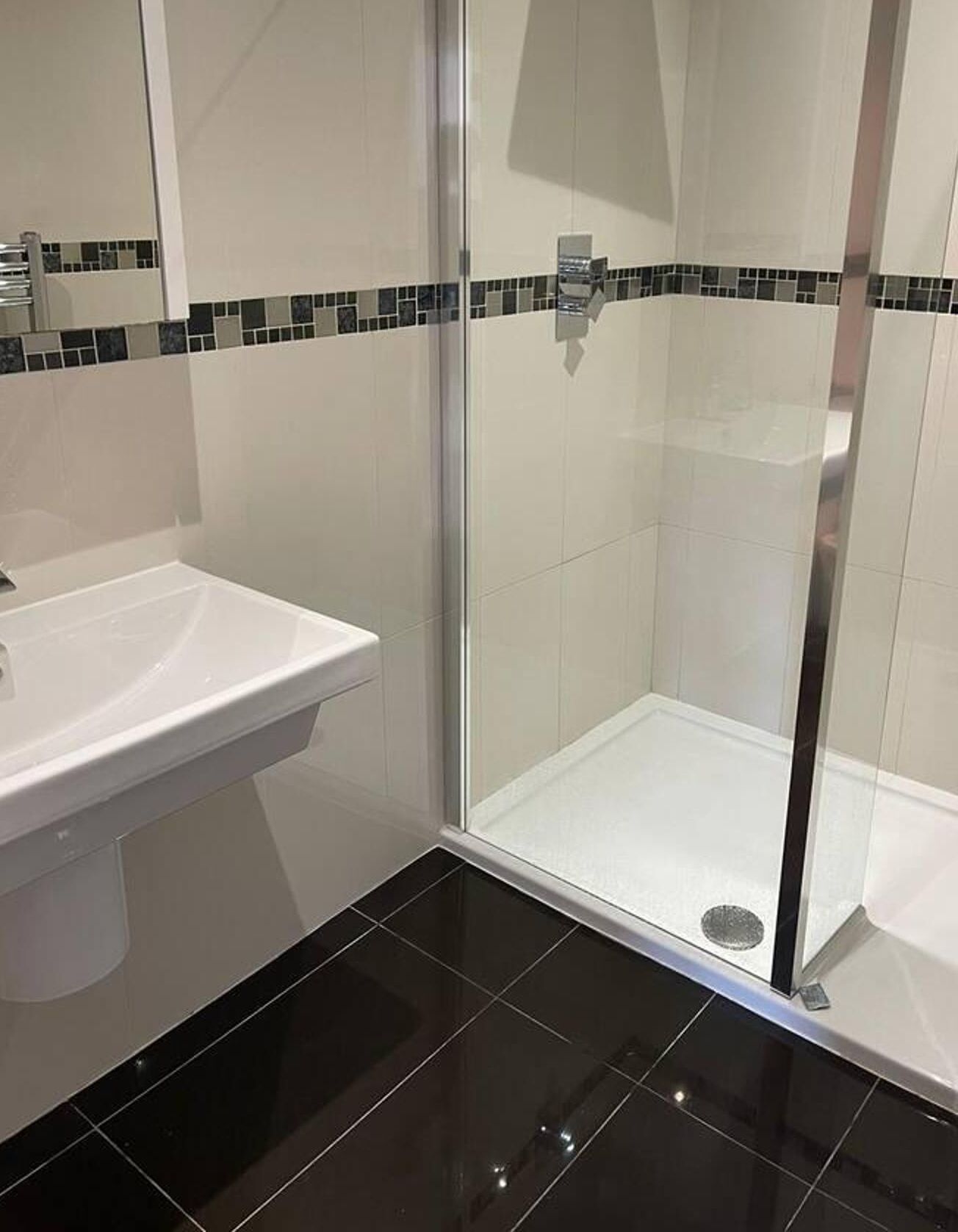 House | 3 bedrooms, iron/ironing board, free WiFi, bed sheets