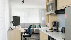 Executive Studio, 1 Double Bed, City View, Corner | Premium bedding, pillowtop beds, laptop workspace, blackout drapes - TownePlace Suites by Marriott Rochester Mayo Clinic Area (Rochester)